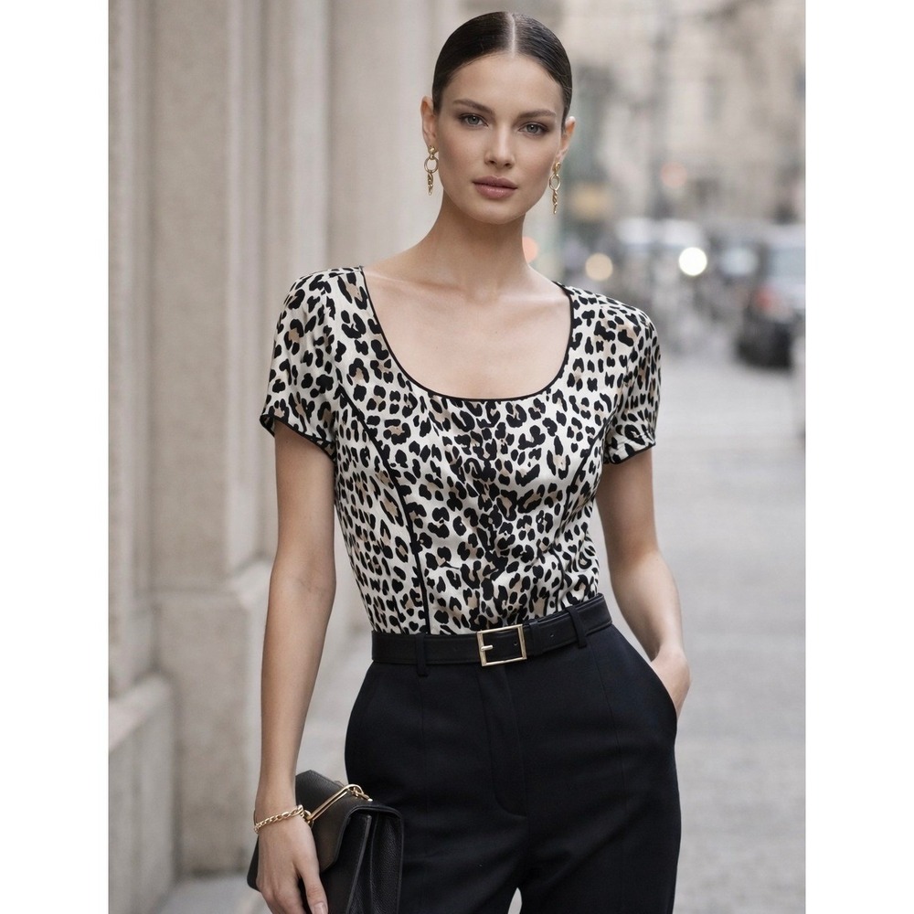 WHBM White House Black Market Women's Silk Blouse Leopard Print Scoop Neck Sz 2